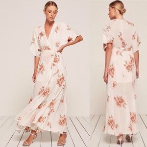 NEW NWT Reformation Winslow Henrietta Wrap dress